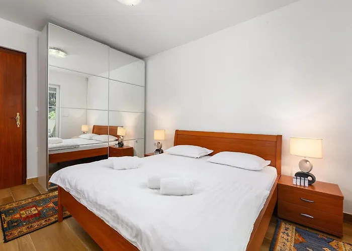 Villa In Near Brijuni Islands